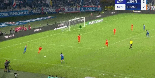 mk体育-陈晋一左路传中，徐皓阳头球攻门顶进，申花3-2