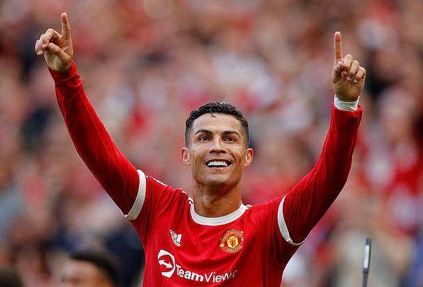 mk体育-令曼联升华or只锦上添花？看各界热议C罗回归首秀