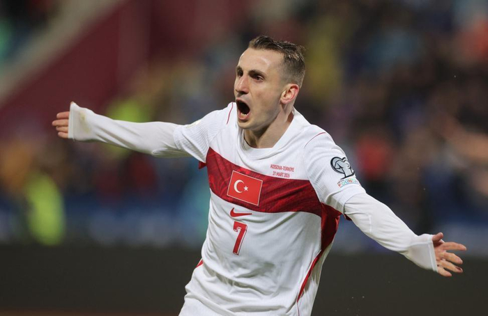 mk-多年不见，别来无恙？世界杯48强全部出炉，多队多年后成功突围|土耳其队|金）队|玻利维亚足球|美加墨世界杯|瑞典足球队_新浪新闻